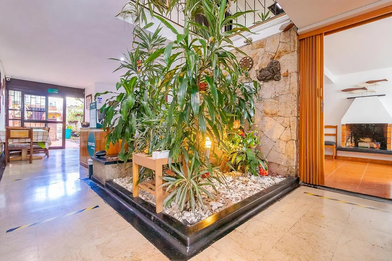 مبيت وإفطار Ayenda 1080 Bogota Alpes Castellana فندق مبيت وإفطار