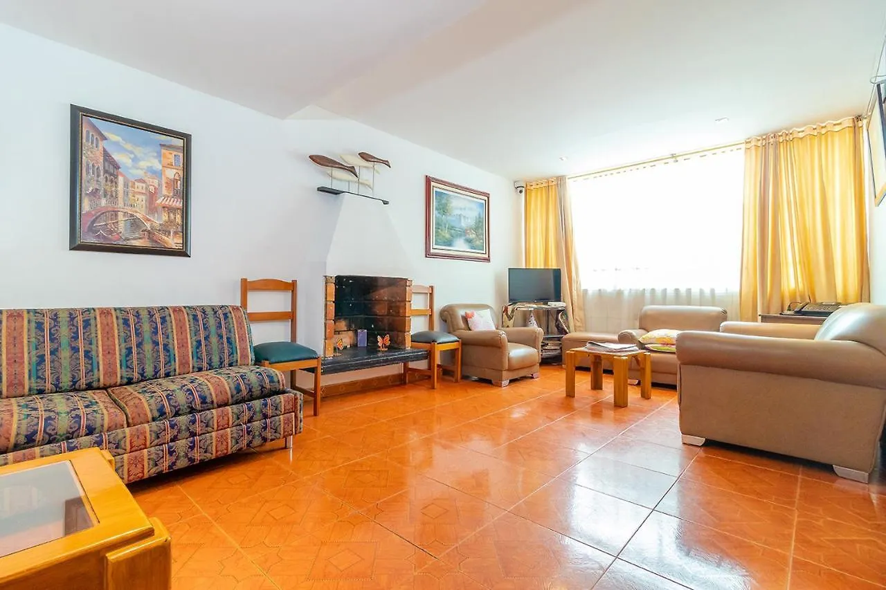 مبيت وإفطار Ayenda 1080 Bogota Alpes Castellana