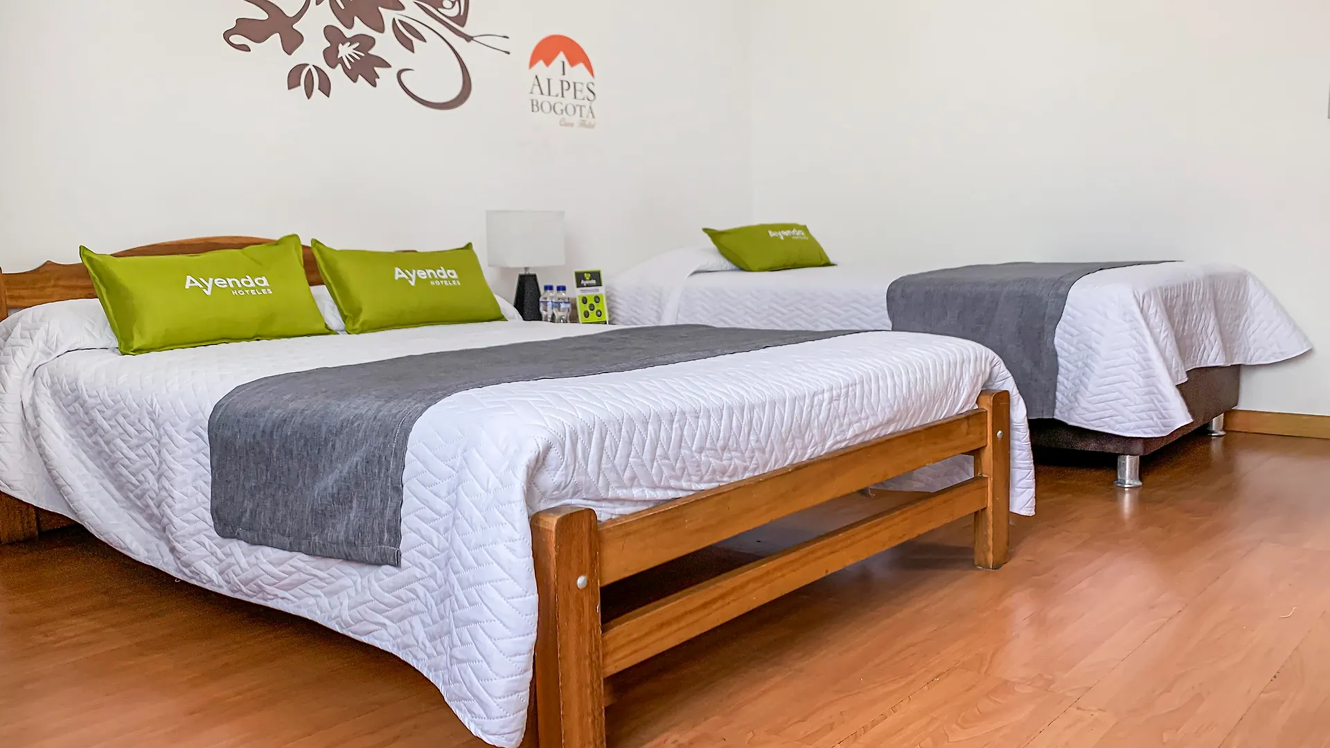 مبيت وإفطار Ayenda 1080 Bogota Alpes Castellana